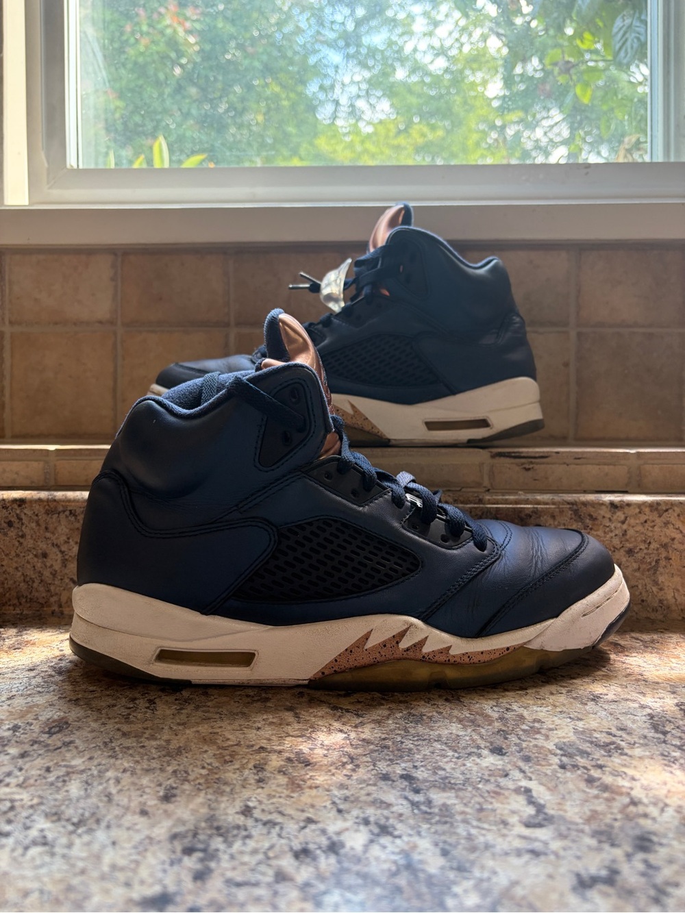 Jordan 5 Bronze